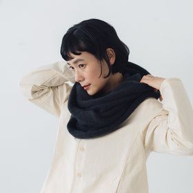 evam eva モヘアリリーループストール