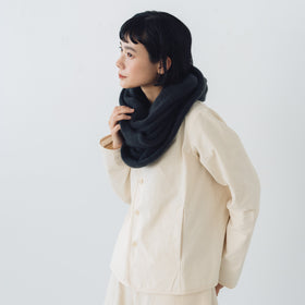 evam eva モヘアリリーループストール