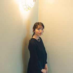 「わたしたちらしい、オケージョンのかたち」きちんとしたブラックワンピース