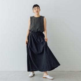 【SALE】 くらすこと 着こなしにリズムをつくる、おとなの麻100% 2wayノースリーブ