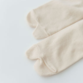 Yoli Tabi tights