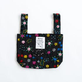 pot and tea 毛糸刺繍バッグ