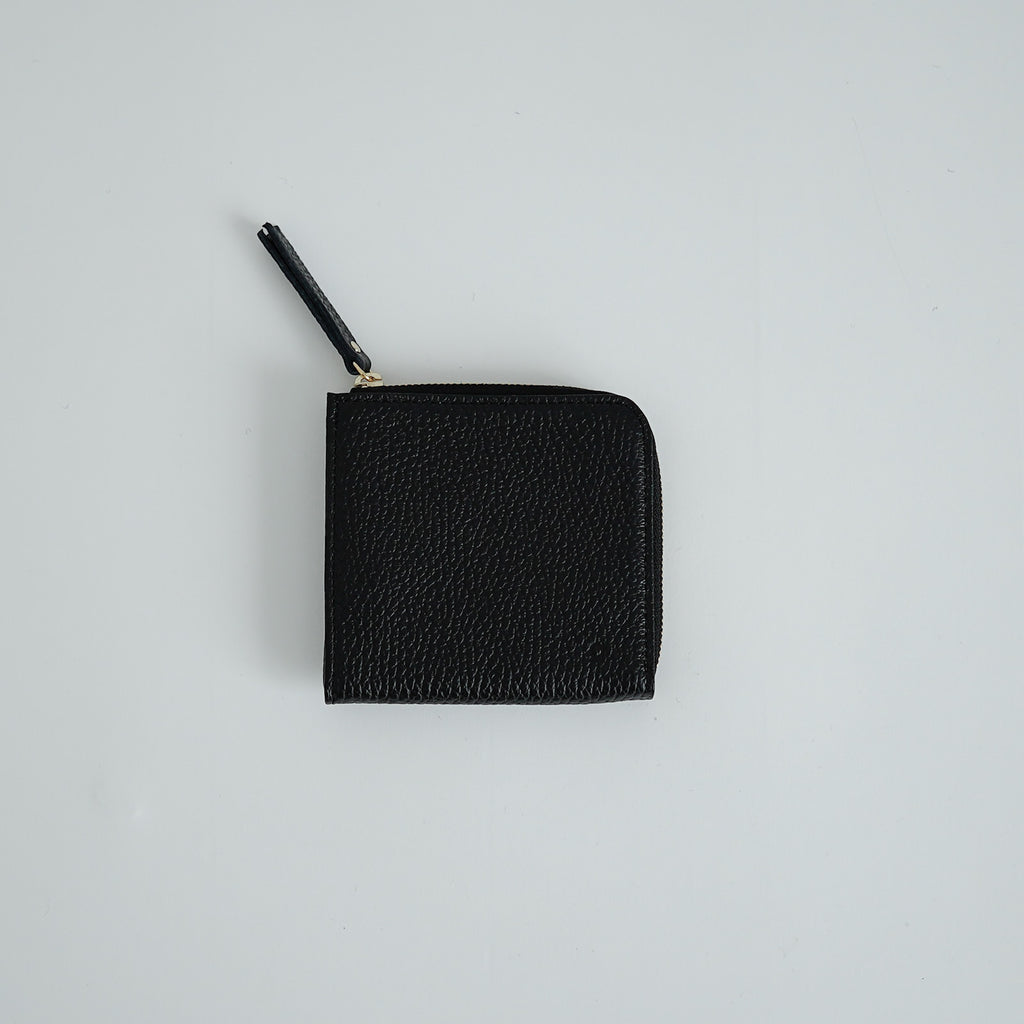 a（アー） Lジップウォレット