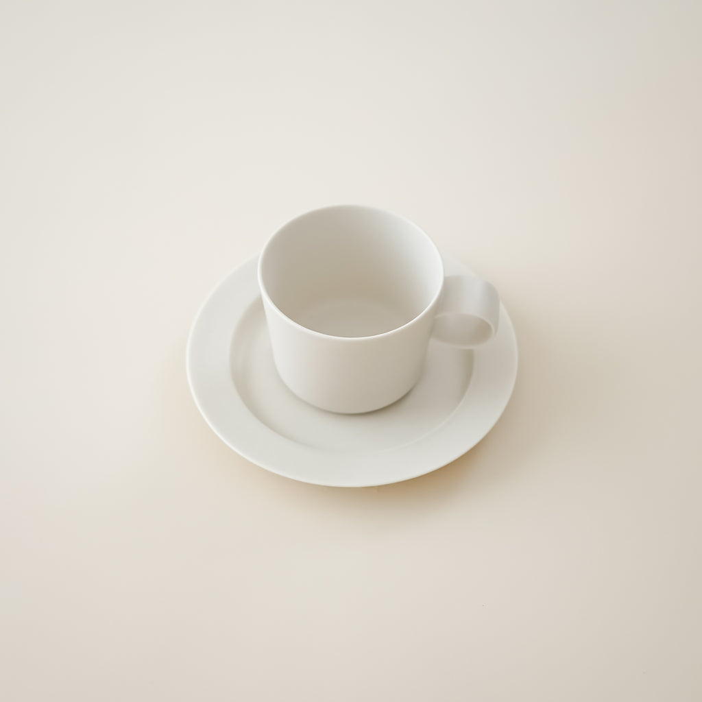yumiko iihoshi porcelain unjour cup  suna