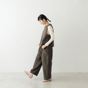 āta  圧縮ウールベスト ブラウン