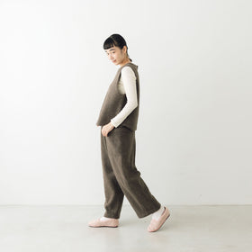 āta  圧縮ウールベスト ブラウン