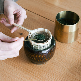 籐巻き茶こし（小）