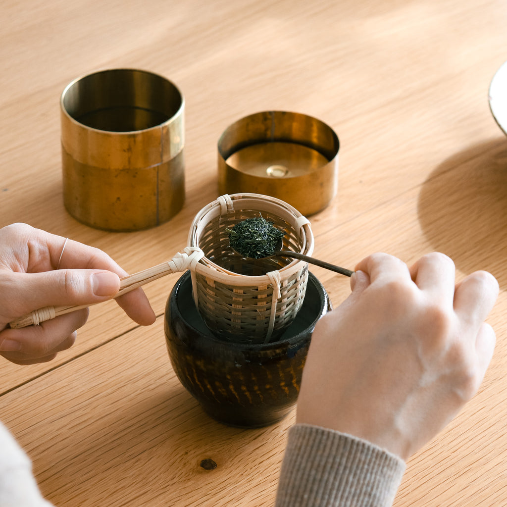 籐巻き茶こし（小）