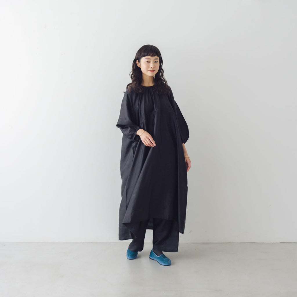 BUNON バックボタンドレス