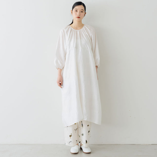 BUNON バックボタンドレス