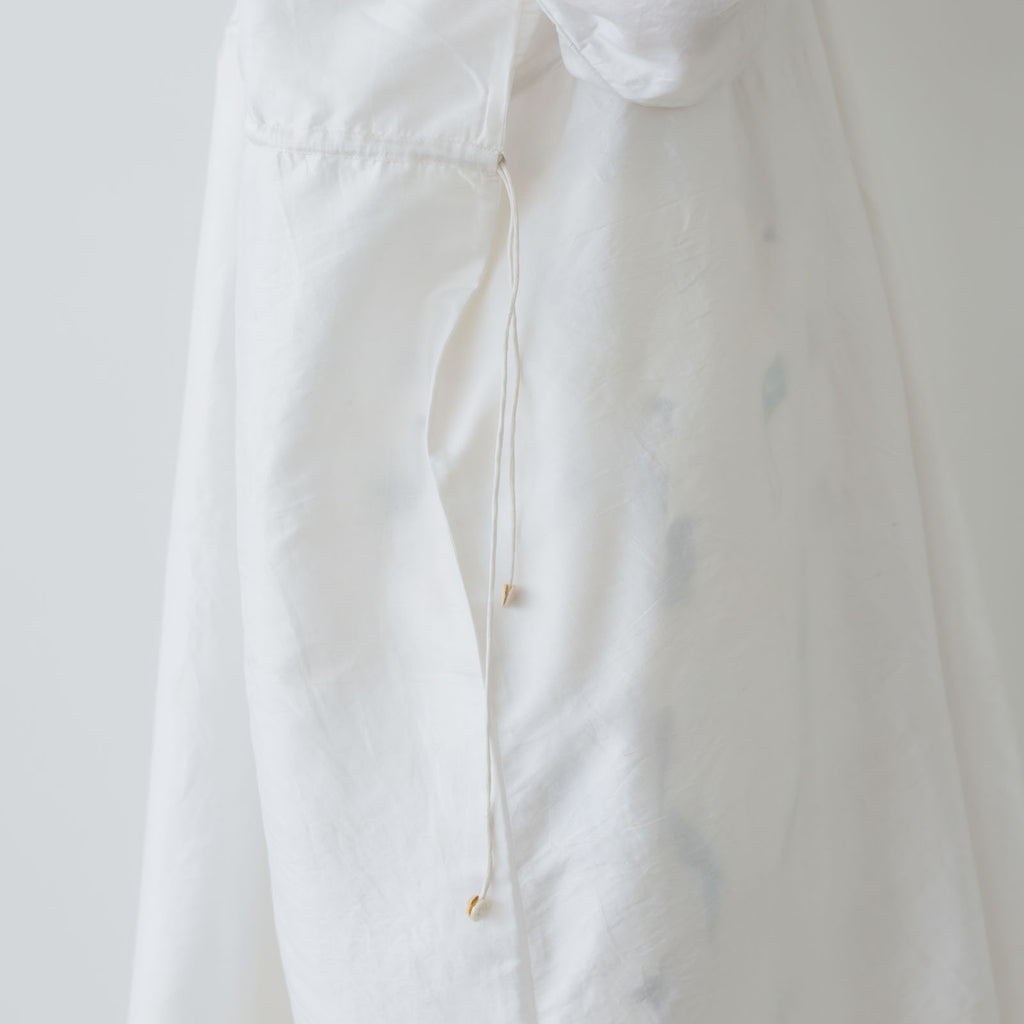 BUNON バックボタンドレス