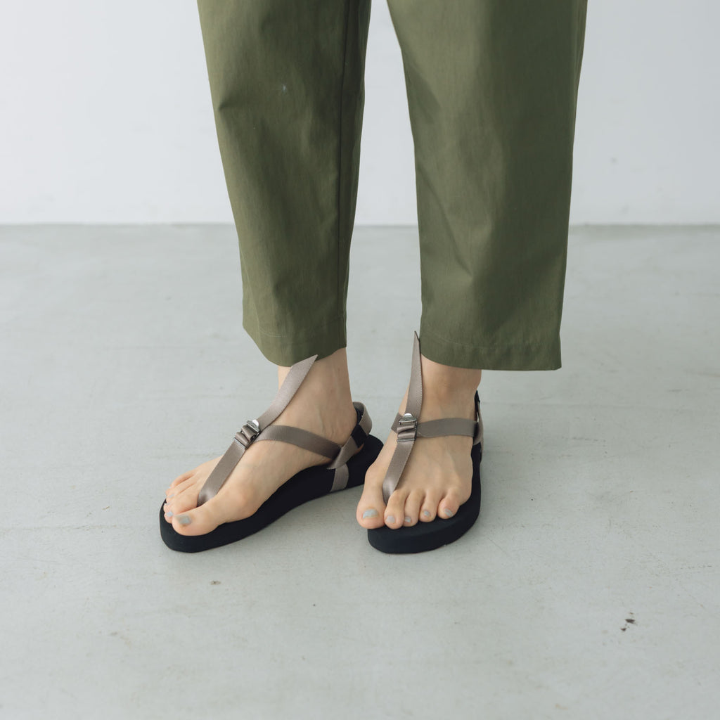 BEAUTIFUL SHOES BAREFOOT SANDALS （VIBRAM SOLE）