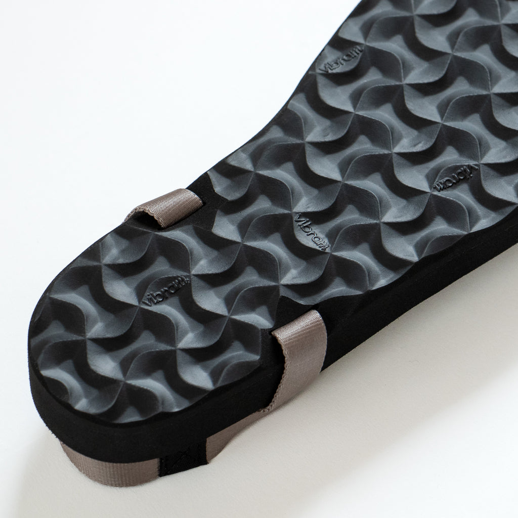 BEAUTIFUL SHOES BAREFOOT SANDALS （VIBRAM SOLE）