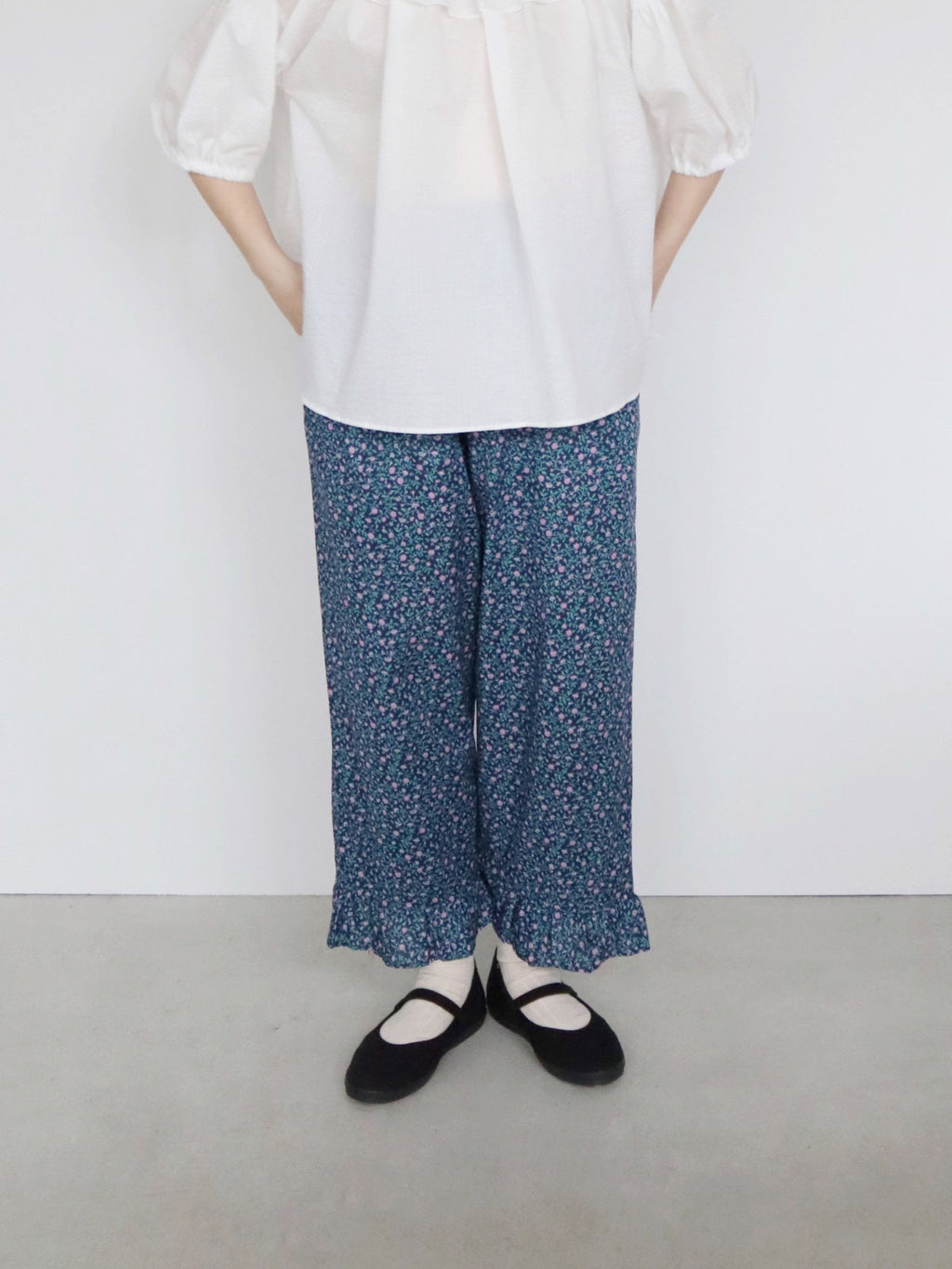 pot and tea NEW花柄裾フリルパンツ［期間限定販売］