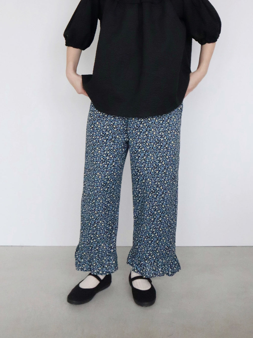 pot and tea NEW花柄裾フリルパンツ［期間限定販売］