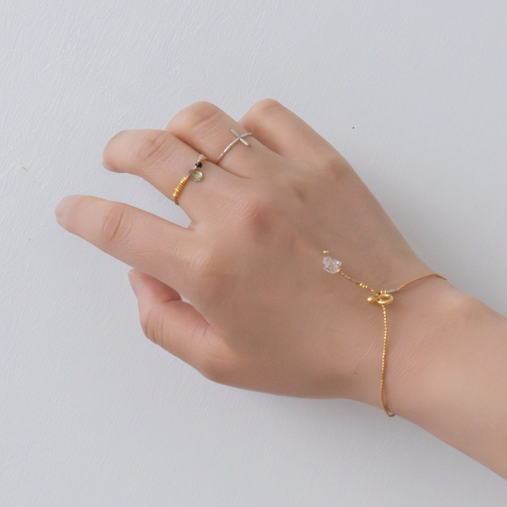 曉 ater cross ring