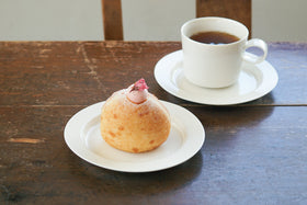 〈くらすこと別注〉yumiko iihoshi porcelain unjour cup（つやあり）