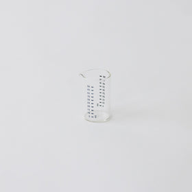CINQ  WEIS ガラスメジャーカップ