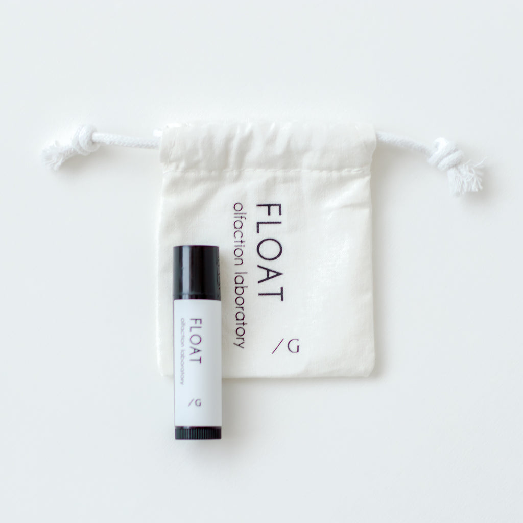 FLOAT LIP BALM