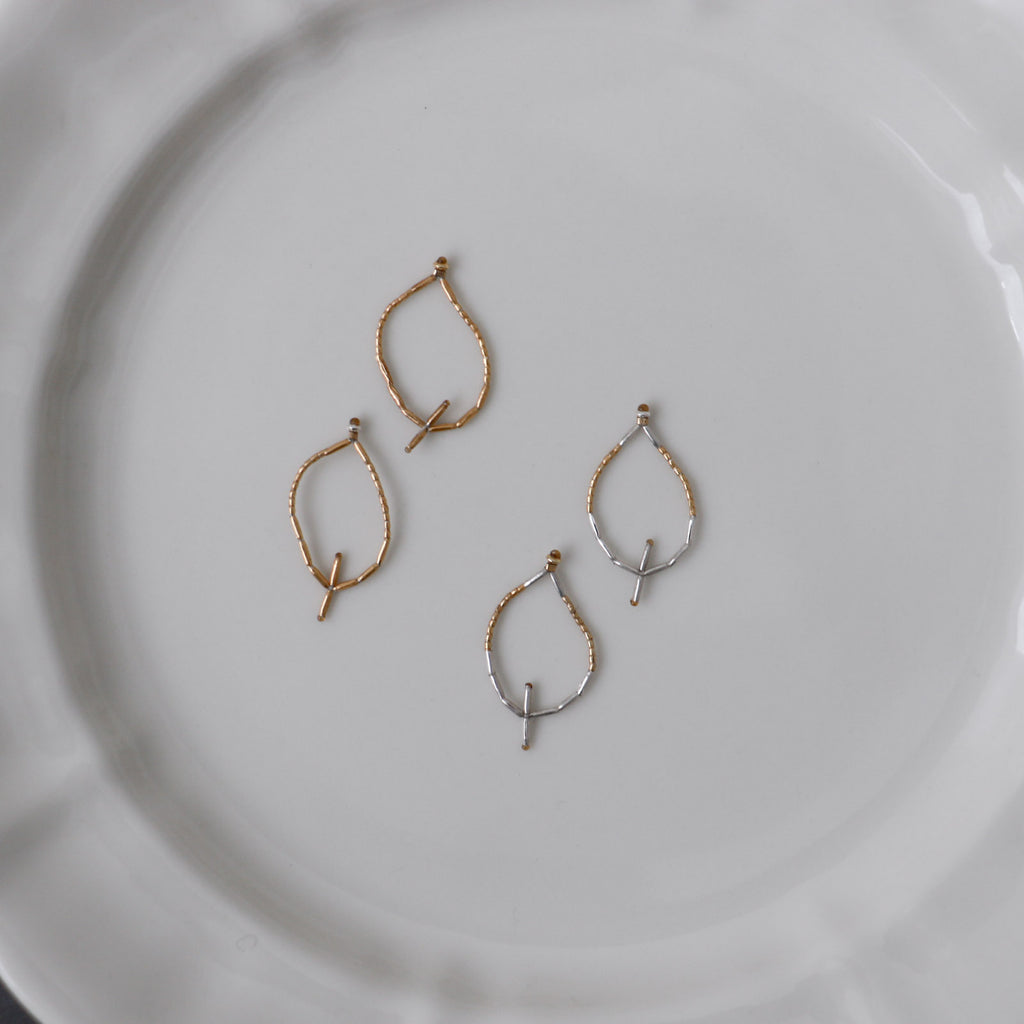 曉 ater cross ring