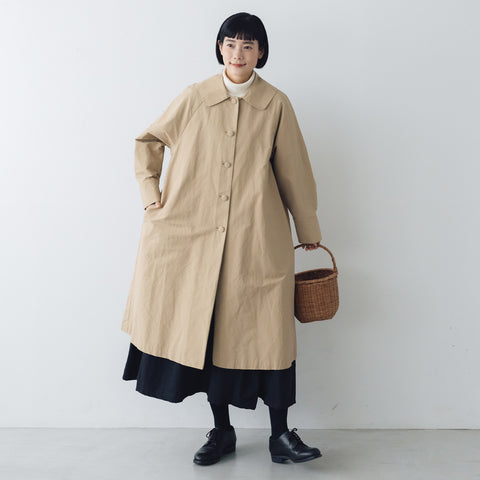 くらすこと ＋to　クラシカルなコットンナイロンコート ベージュ
