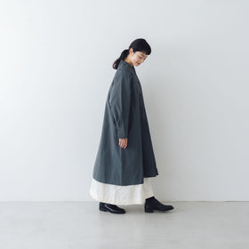 くらすこと ＋to クラシカルなコットンナイロンコート［予約／9月下旬お届け予定］