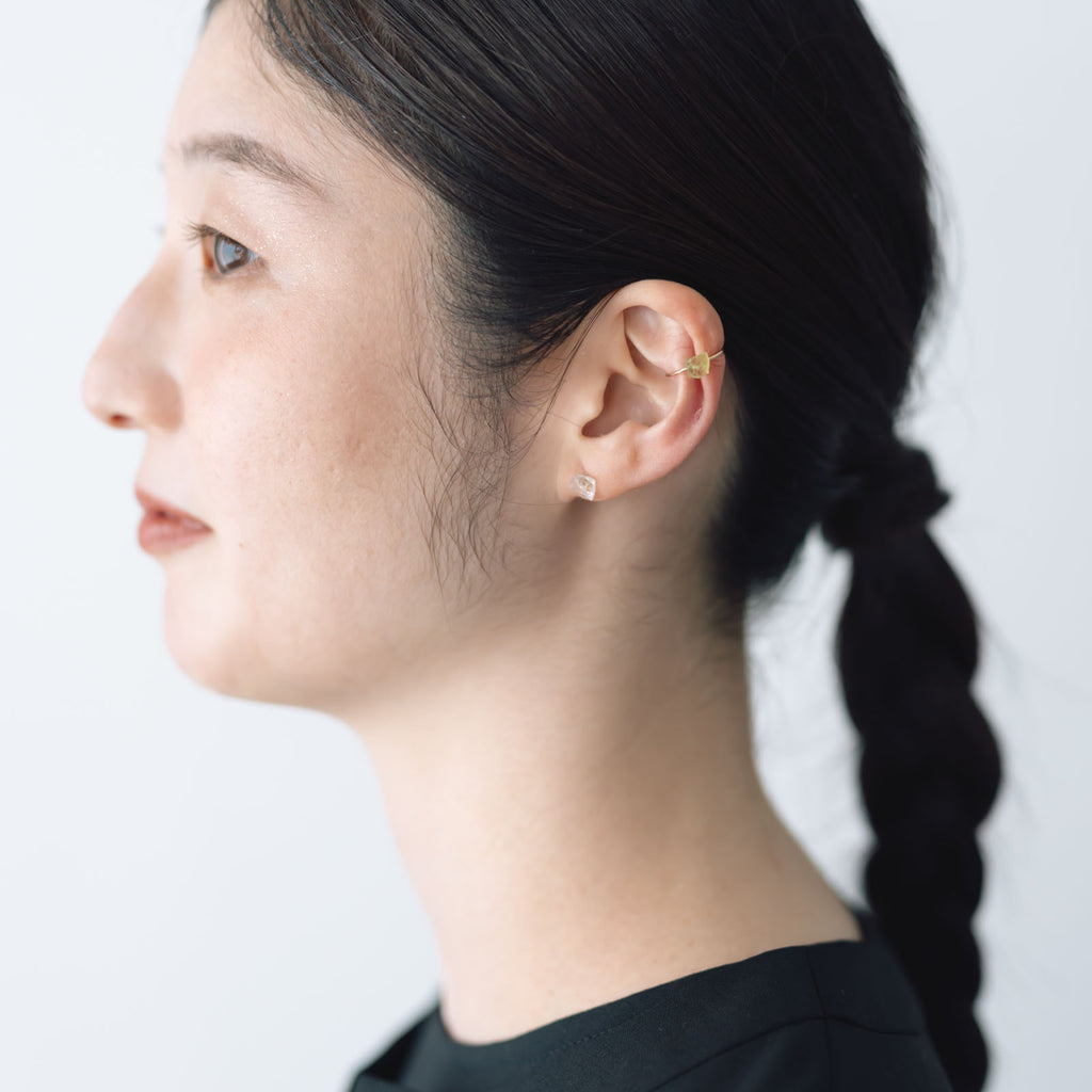 くらすこと わたしのお守り 天然石のひと粒ピアス