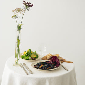 くらすことの生活道具 古い器の形シリーズ 花リムオーバルプレート ［25cm・食洗機対応・電子レンジ可］