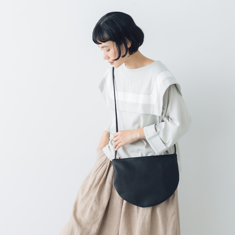 くらすこと レザーフラットショルダー