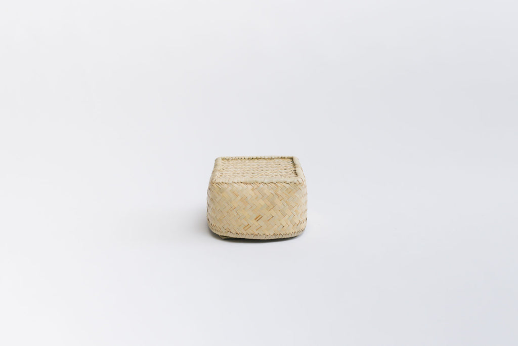 蓋つきカゴ