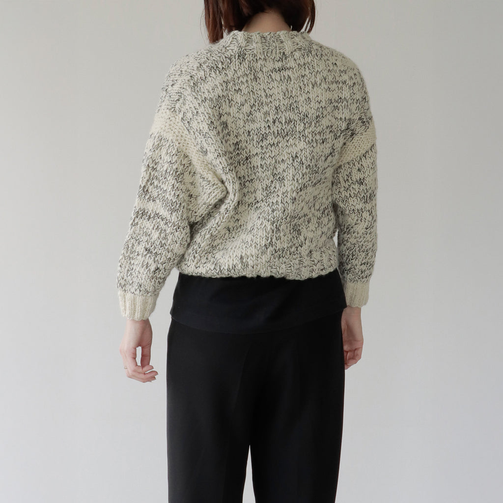 odnu HANDSPUN SWEATER ホワイト＆ブラック