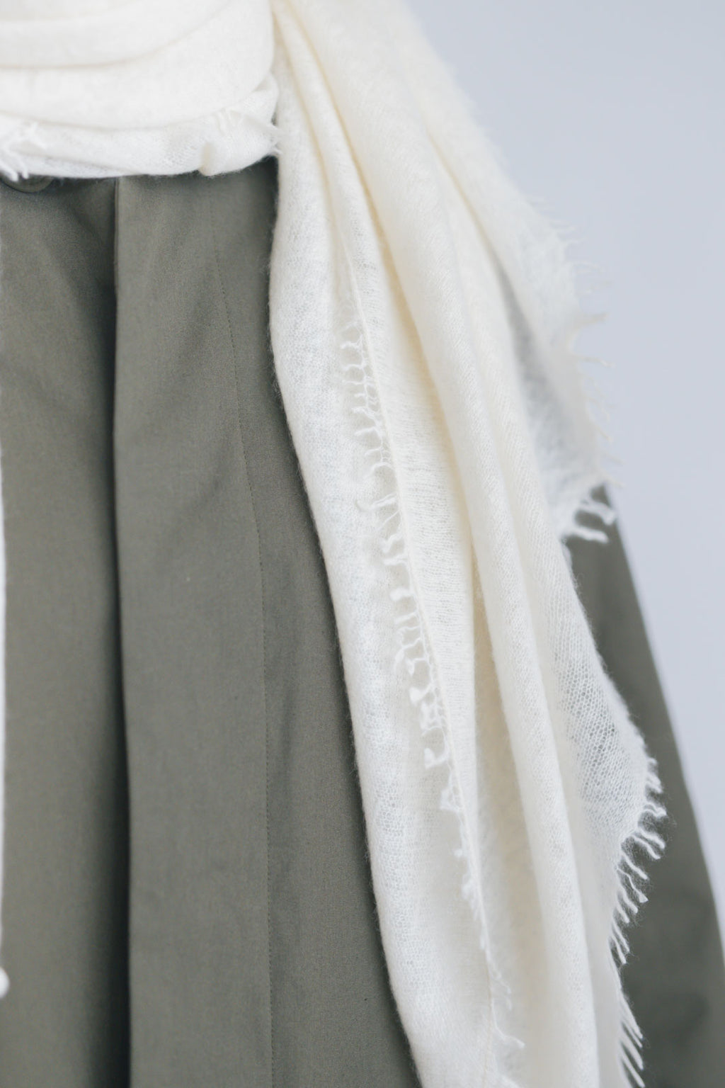 odnu CASHMERE FELTED STOLE