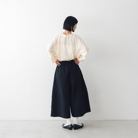 MAGALI ハイカウントコットンリネン コクーンパンツ
