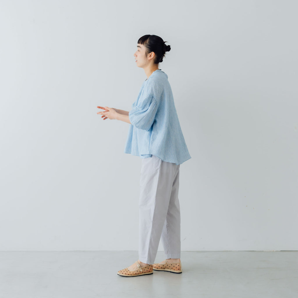 UNIVERSAL TISSU 袖口シャーリングブラウス