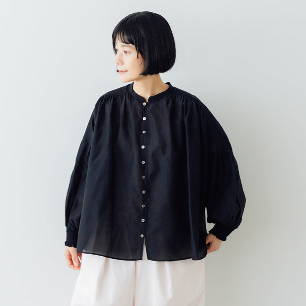 UNIVERSAL TISSU コットンシルク シャーリングブラウス