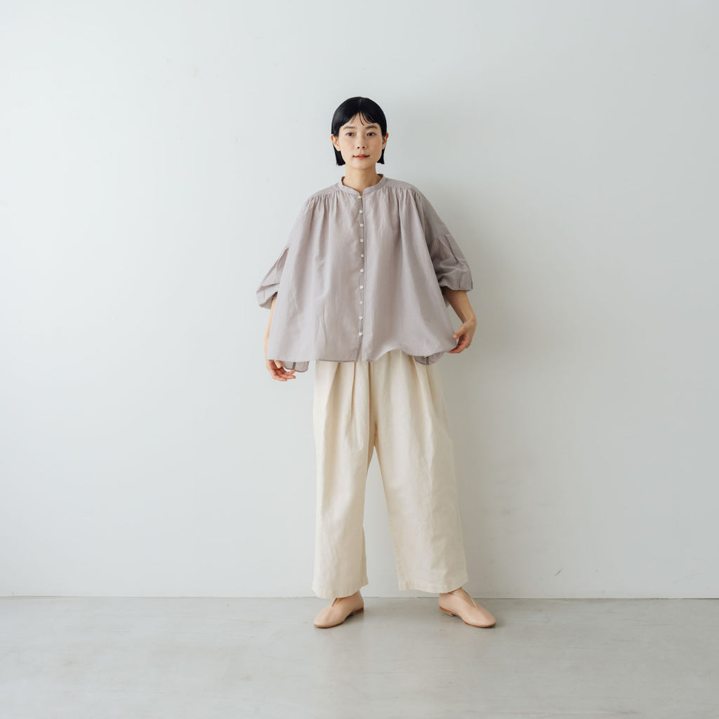 UNIVERSAL TISSU コットンシルク シャーリングブラウス