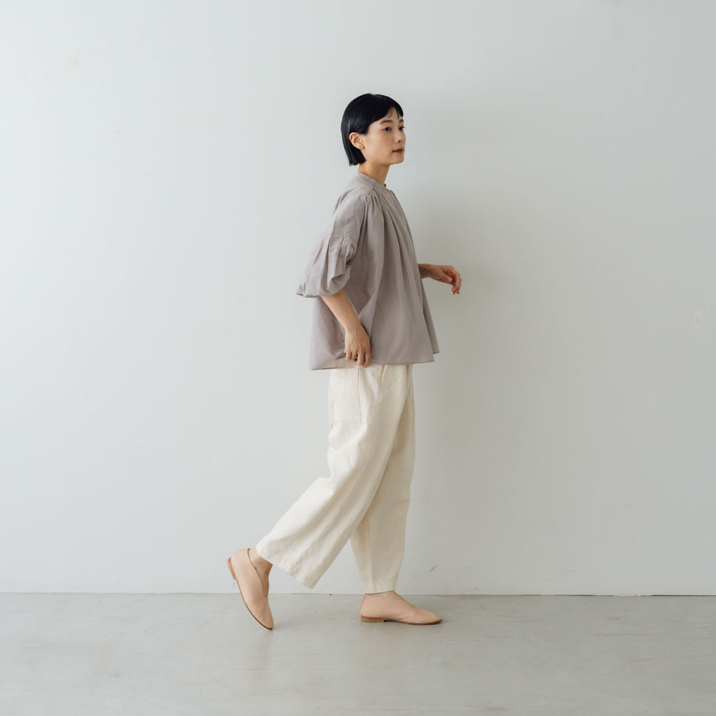 UNIVERSAL TISSU コットンシルク シャーリングブラウス