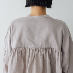 UNIVERSAL TISSU コットンシルク シャーリングブラウス