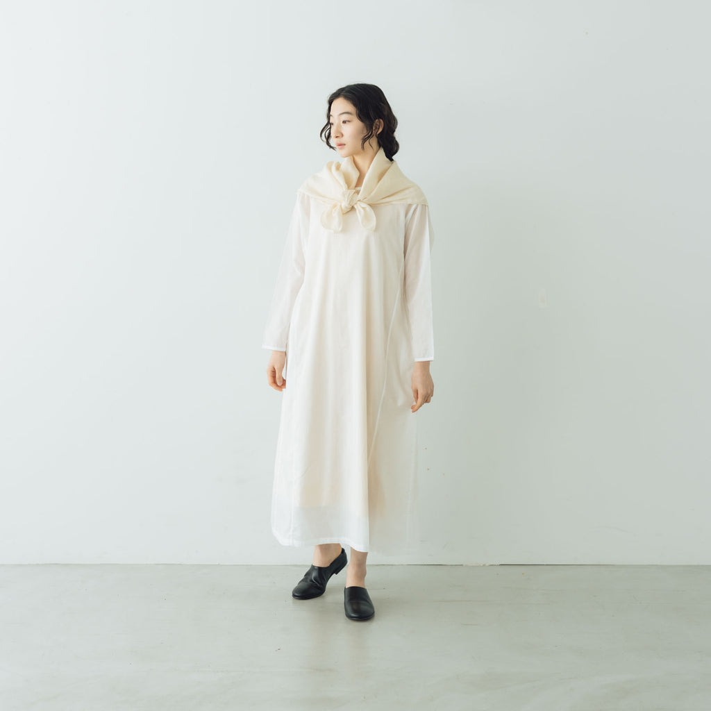 Yoli Cotton ramie scarf ベージュ