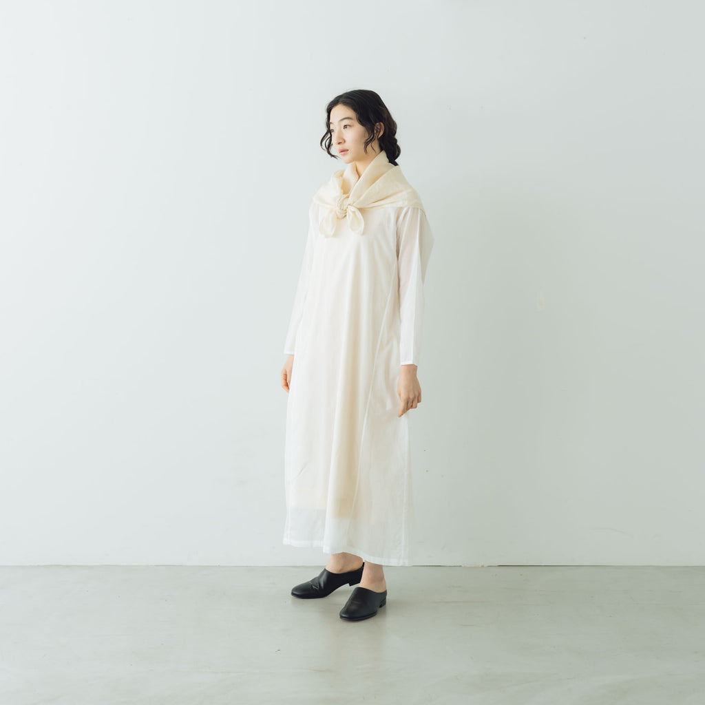 Yoli Cotton ramie scarf ベージュ