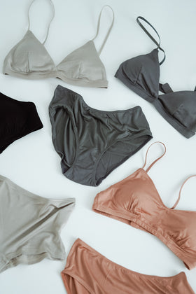 COCOONA SKINWEAR ホールドブラジャー