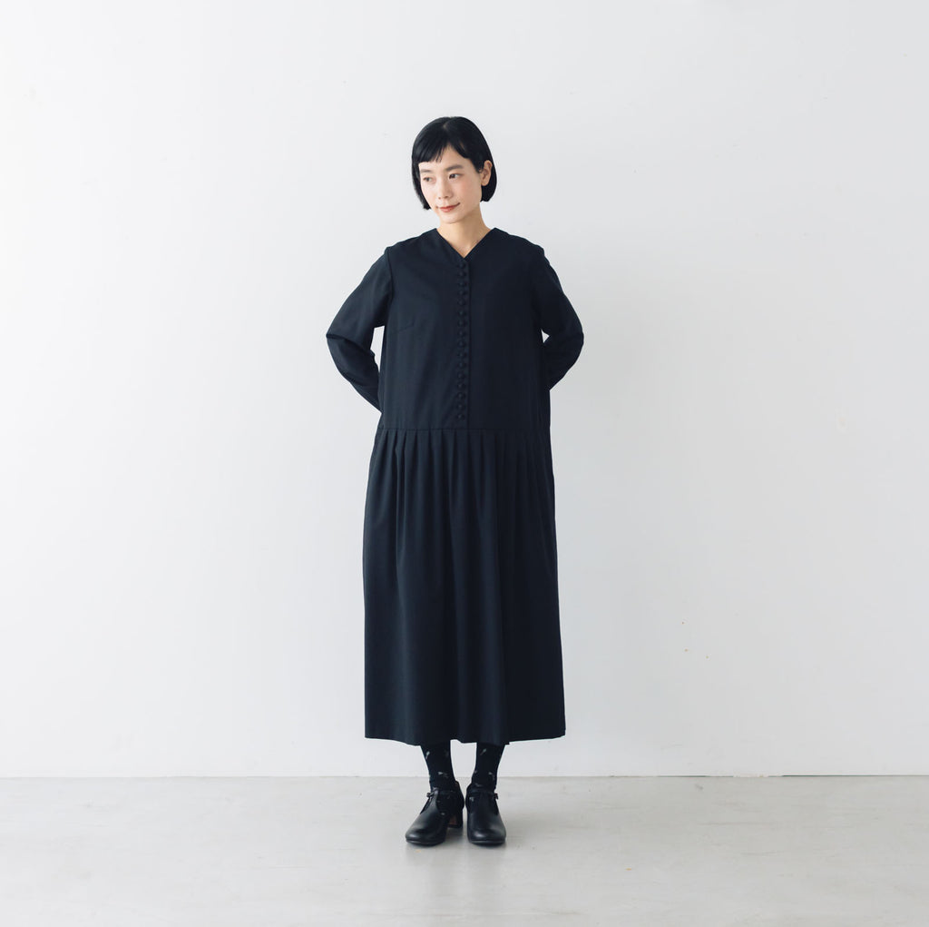 atelier naruse FORMAL クルミボタンワンピース