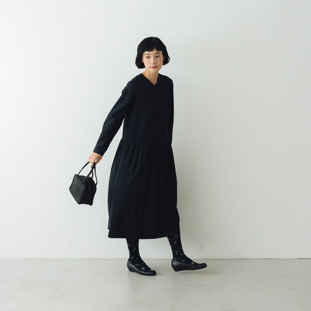 atelier naruse FORMAL クルミボタンワンピース