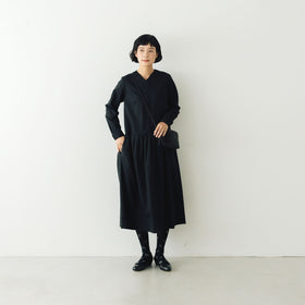 atelier naruse FORMAL クルミボタンワンピース