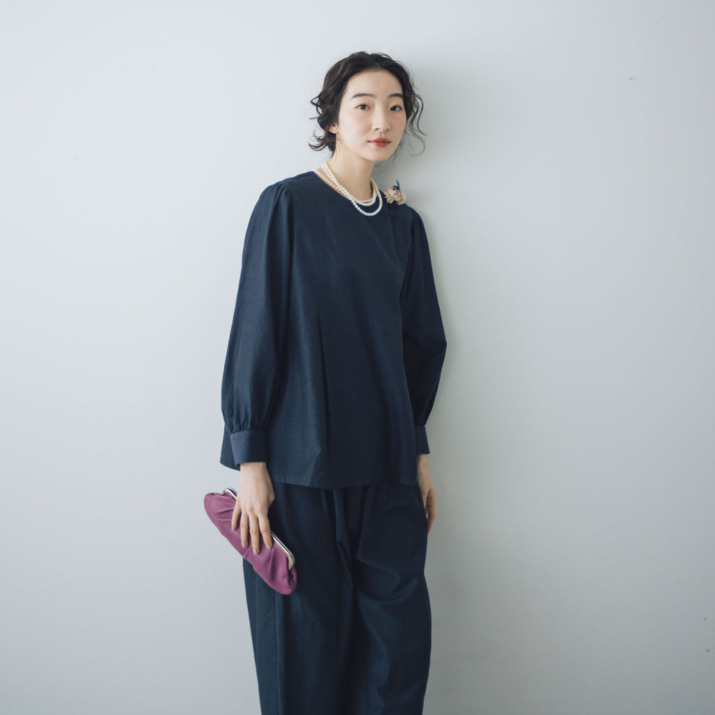 「わたしたちらしい、大人のかわいらしさ」ブラウス＋サルエルパンツのセットアップ