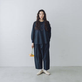 「わたしたちらしい、大人のかわいらしさ」ブラウス＋サルエルパンツのセットアップ