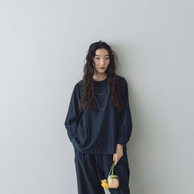 「わたしたちらしい、大人のかわいらしさ」ブラウス＋サルエルパンツのセットアップ
