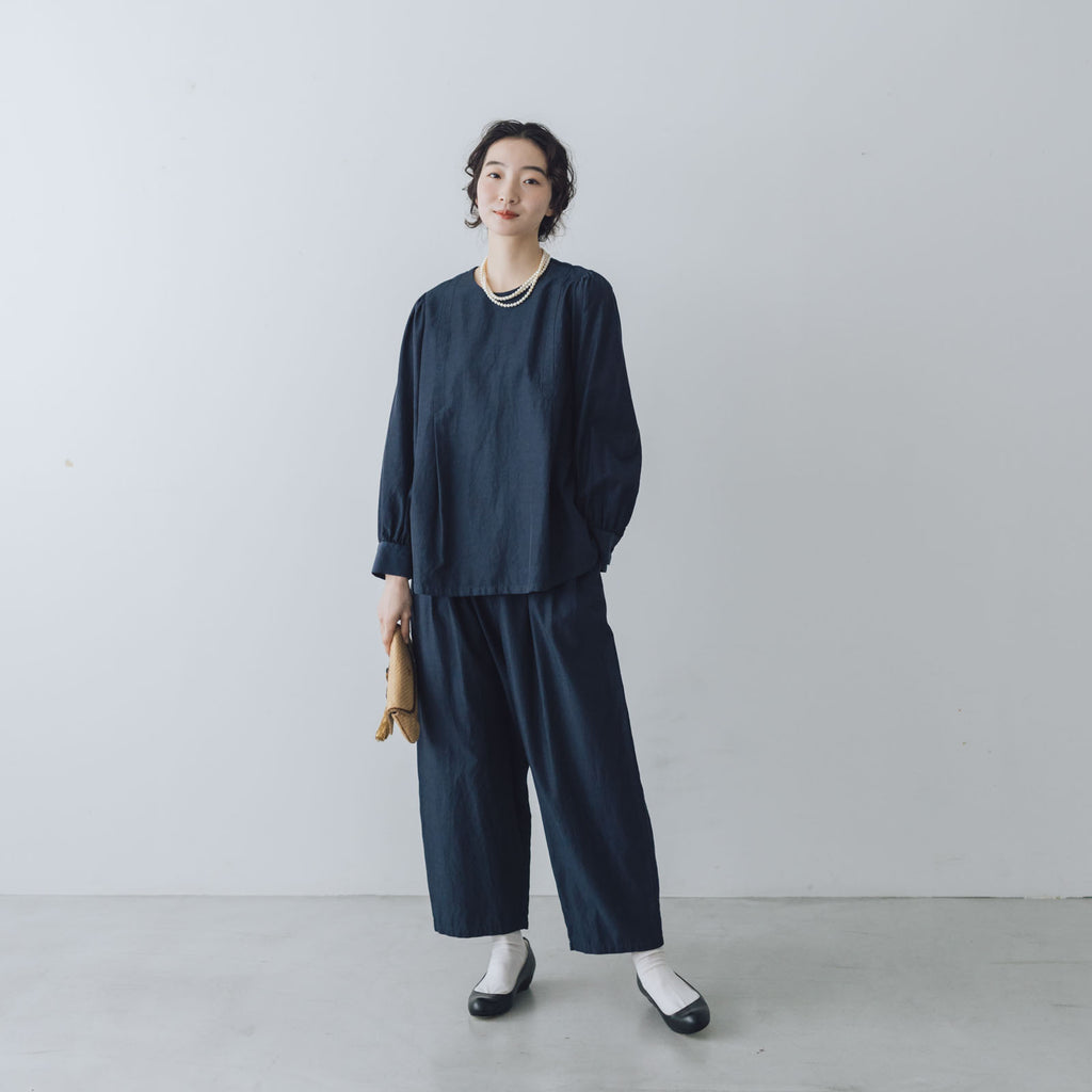 「わたしたちらしい、大人のかわいらしさ」ブラウス＋サルエルパンツのセットアップ