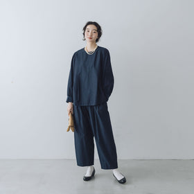 「わたしたちらしい、大人のかわいらしさ」ブラウス＋サルエルパンツのセットアップ