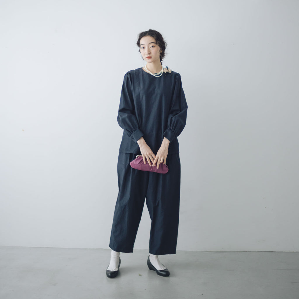 「わたしたちらしい、大人のかわいらしさ」ブラウス＋サルエルパンツのセットアップ